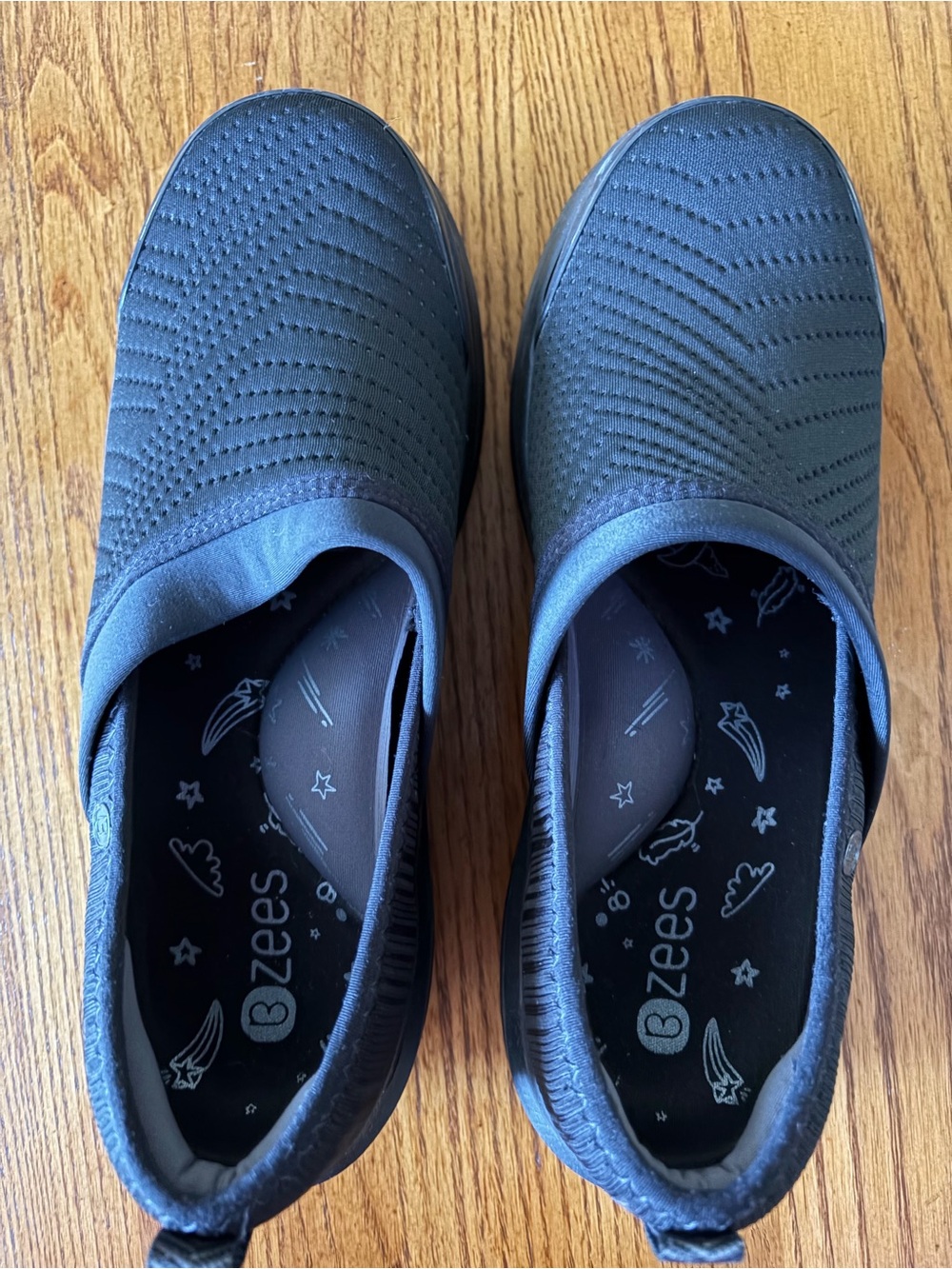 Bzees Women's Slip-On Knit Sneakers in Charcoal Gray